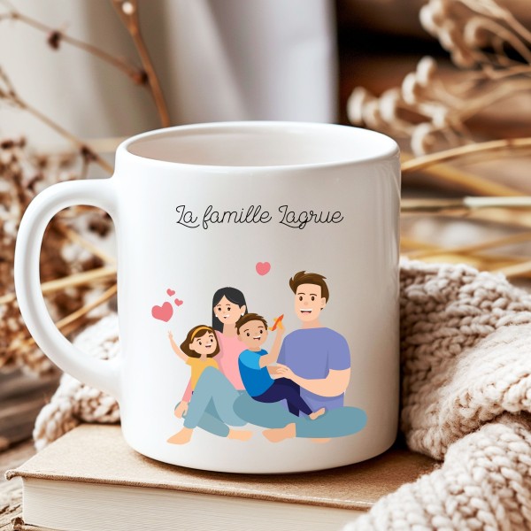 Mug en céramique de 350 ml avec une illustration de famille avec le nom de famille personnalisable